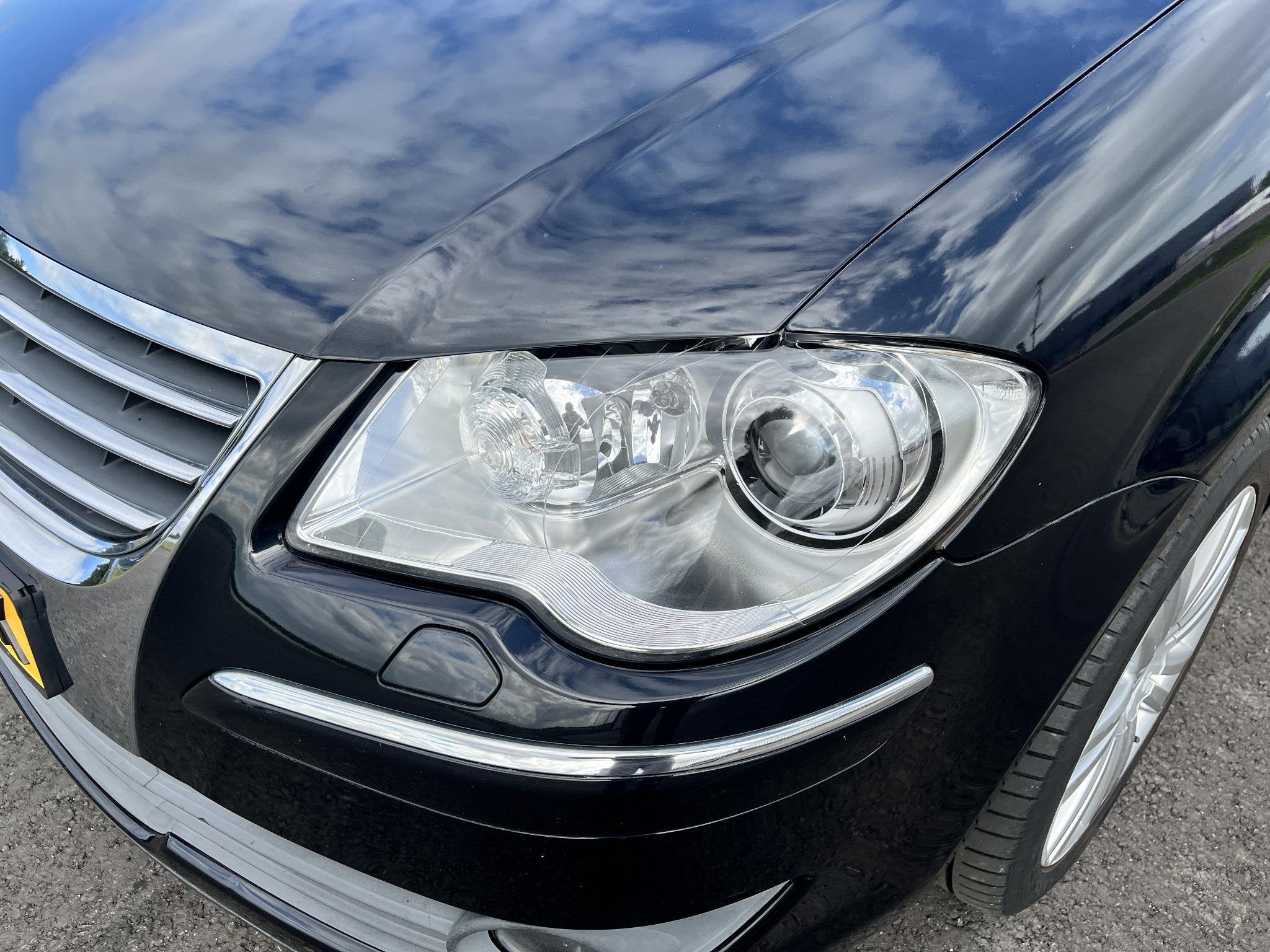 Foto 9 van Volkswagen Touran 1.4 TSI Highline Clima, cruise, stoelverwa