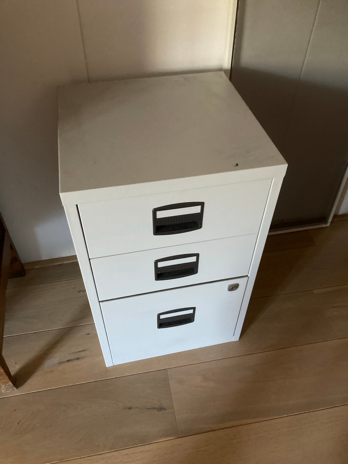 Metalen ladeblok met 3 laden, sleutel ontbreekt, Minder dan 50 cm, Gebruikt, Ophalen of Verzenden, Minder dan 100 cm