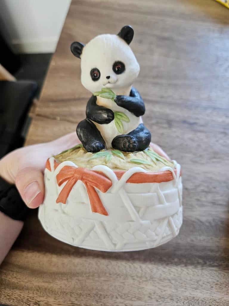 Merk Gift World of Gorham Panda muziekdoosje - Japan, Verzamelen, Beelden en Beeldjes, Ophalen of Verzenden, Zo goed als nieuw
