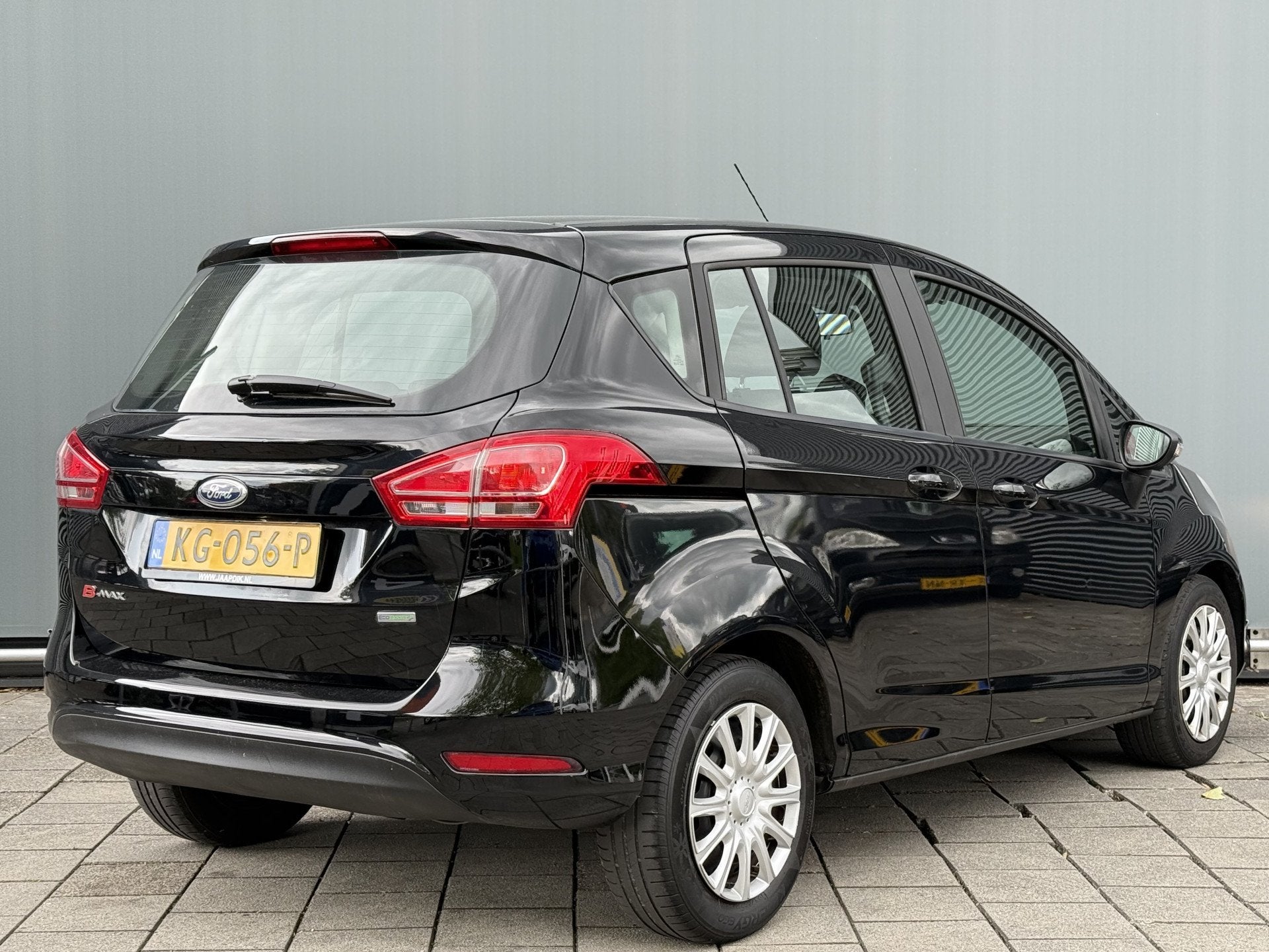 Ford B-MAX BWJ 2016 | 1.0 EcoBoost 101PK Style NL AUTO | NAV, Auto's, Voorwielaandrijving, Gebruikt, Zwart, Origineel Nederlands