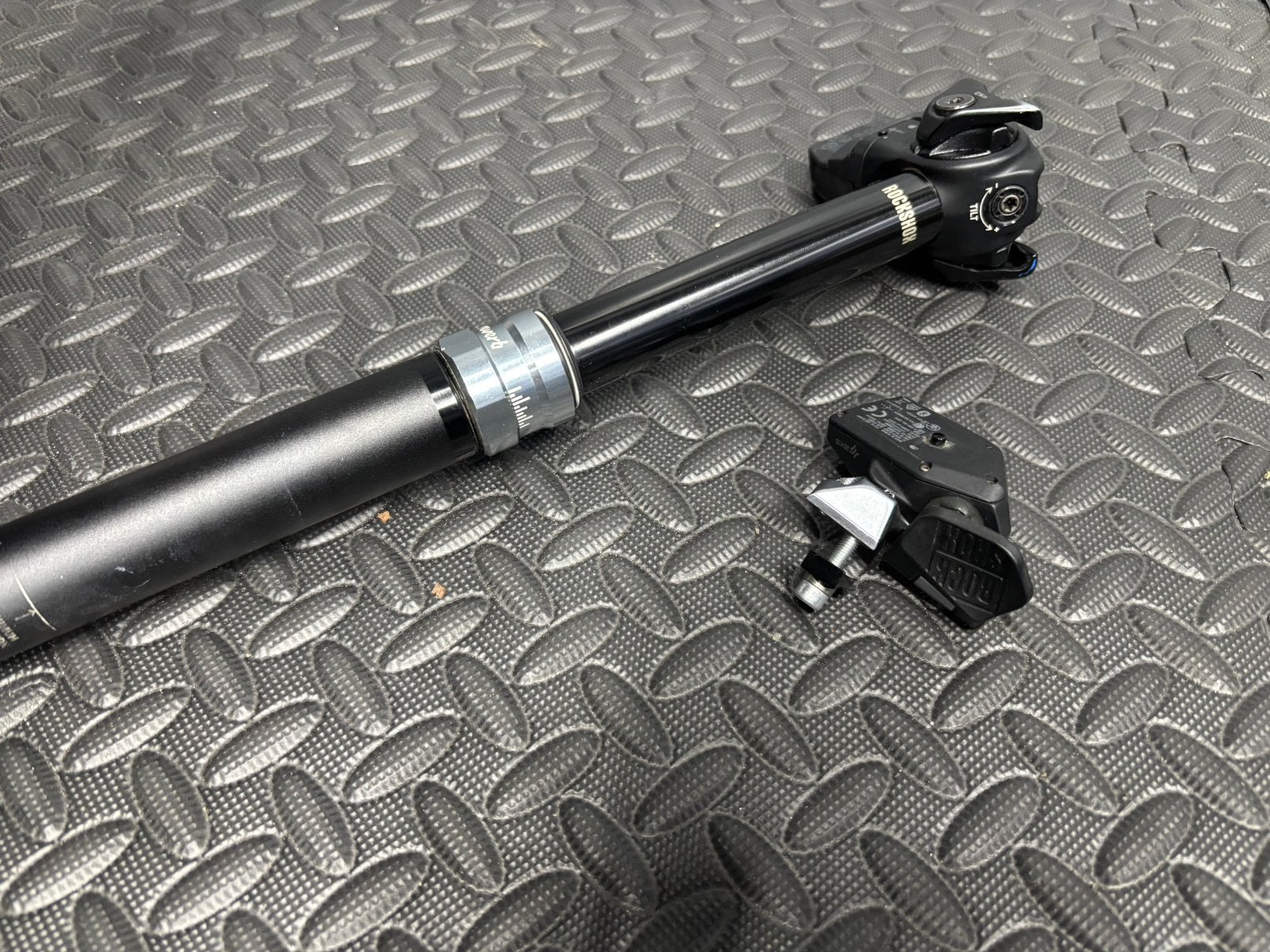 Rockshox reverb axs dropper. Incl remote 125mm, Ophalen, Overige typen, Zo goed als nieuw, Rockshox