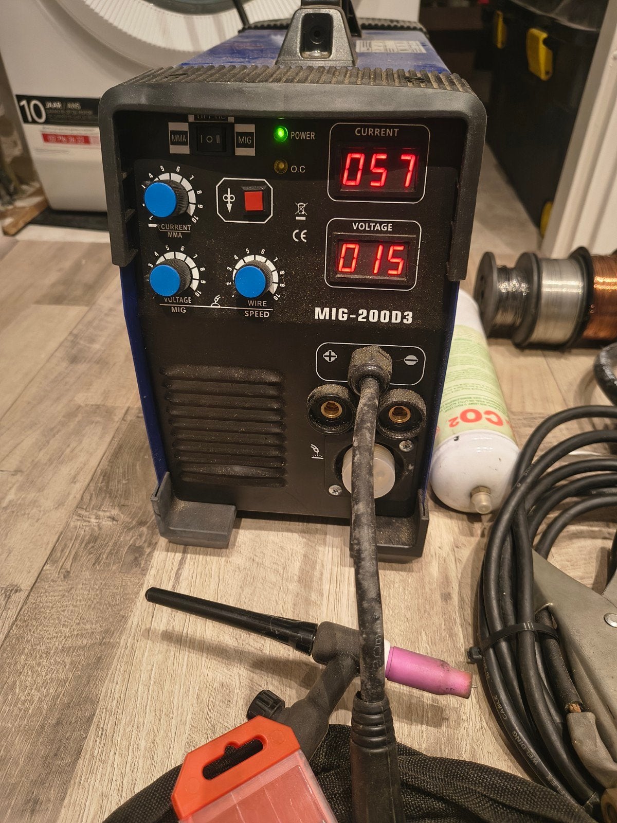 MIG-200D3 Lasapparaat met accessoires, Doe-het-zelf en Verbouw, Ophalen of Verzenden, Gebruikt, 150 tot 250 ampère, Co2