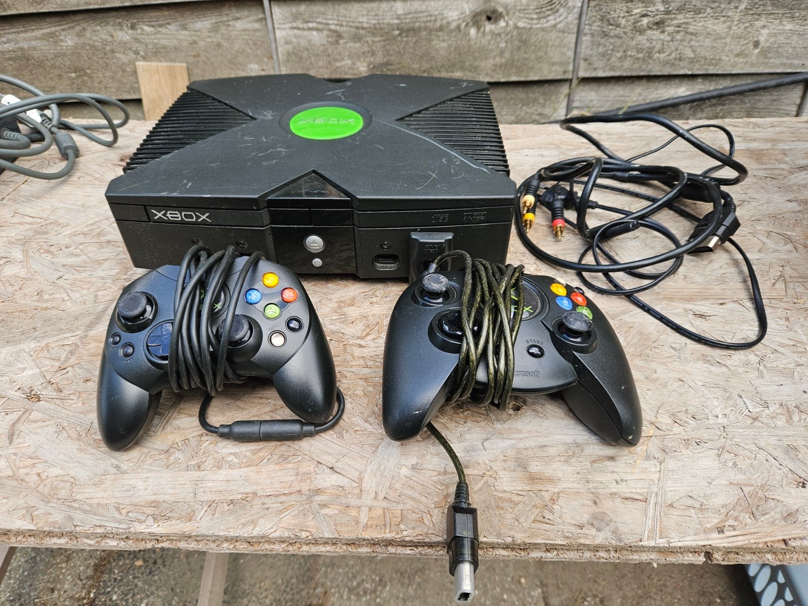 Originele Xbox console met 2 controllers en kabels, Ophalen, Gebruikt, Met 2 controllers