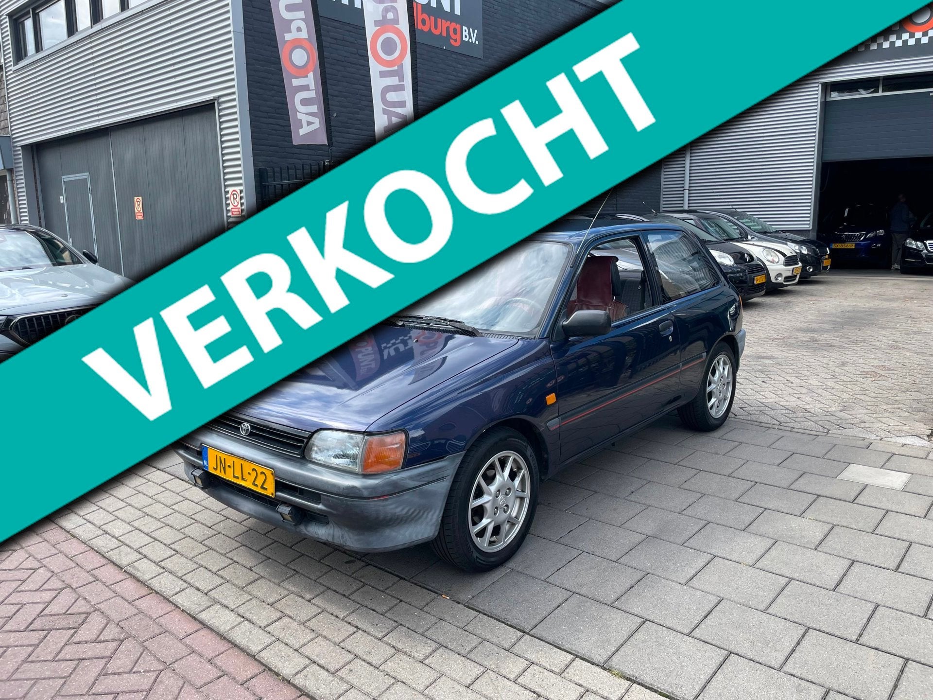 Toyota Starlet 1.3i 3e Eigenaar! Automaat NAP APK, Metallic lak, Gebruikt, 4 cilinders, Starlet