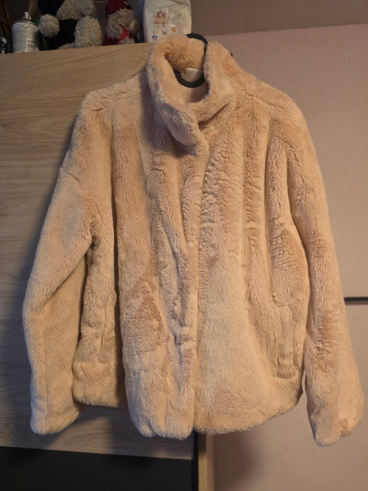 Roze/Zalm Fake Fur Jas met Drukknopen - Maat M, Ophalen of Verzenden, Gedragen, Maat 38/40 (M), Roze
