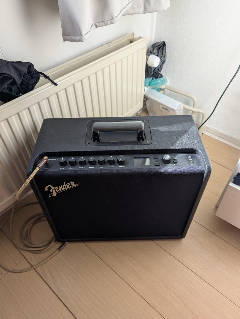 Fender Mustang GT 100 W Versterker, Ophalen, Gebruikt, Gitaar, 50 tot 100 watt