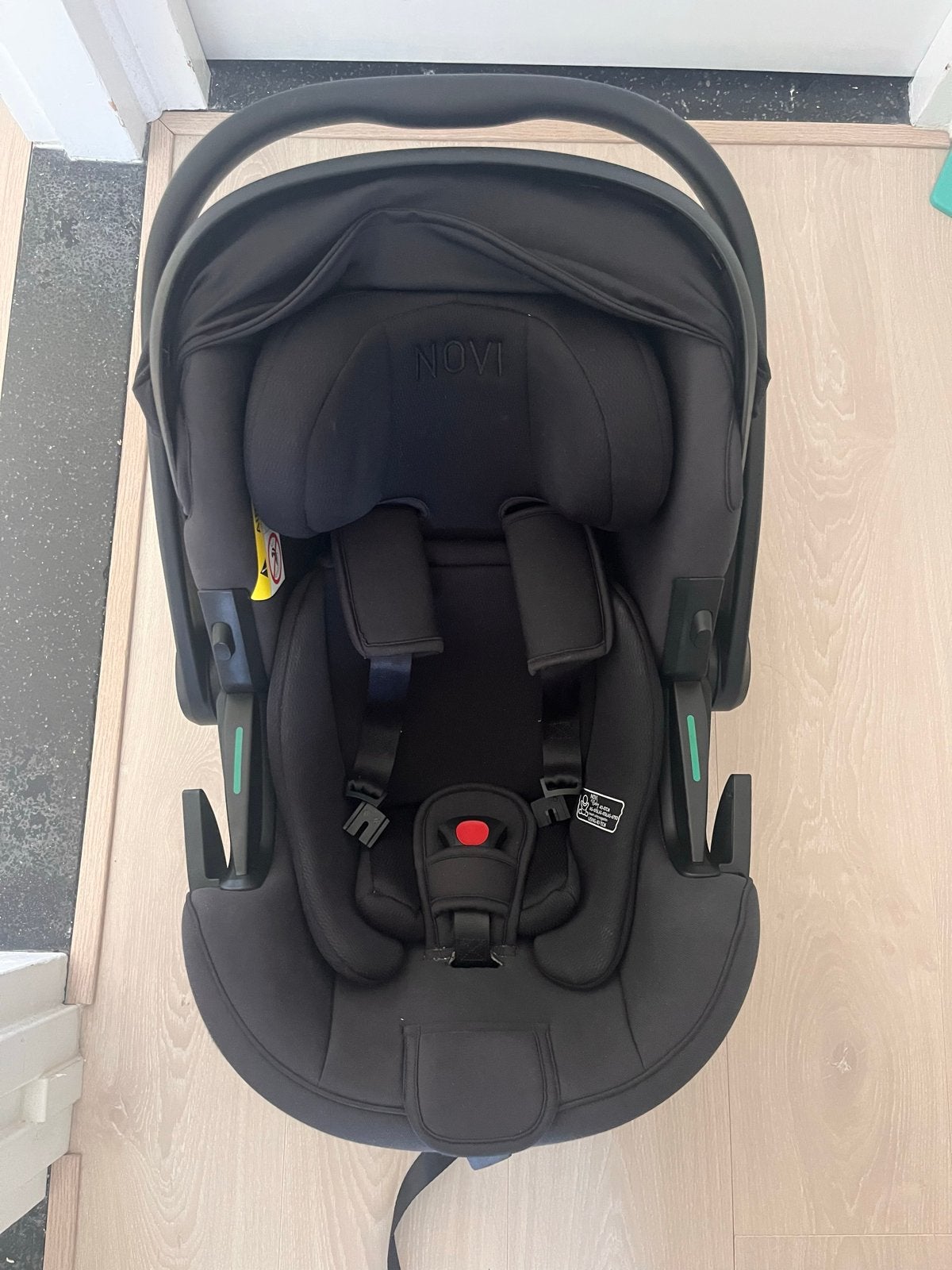 Maxi-Cosi Novi baby autostoel met Isofix, Ophalen, Gebruikt, Zijbescherming, Isofix