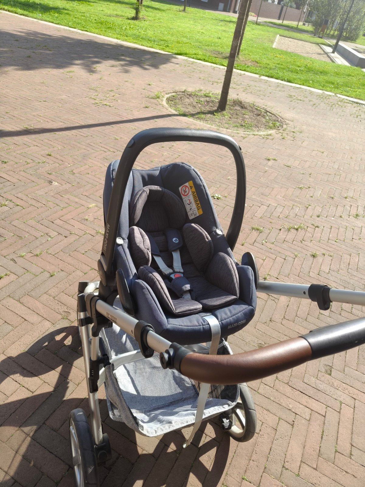 Foto 4 van ABC Design kinderwagen. Complete set van baby tot peuter