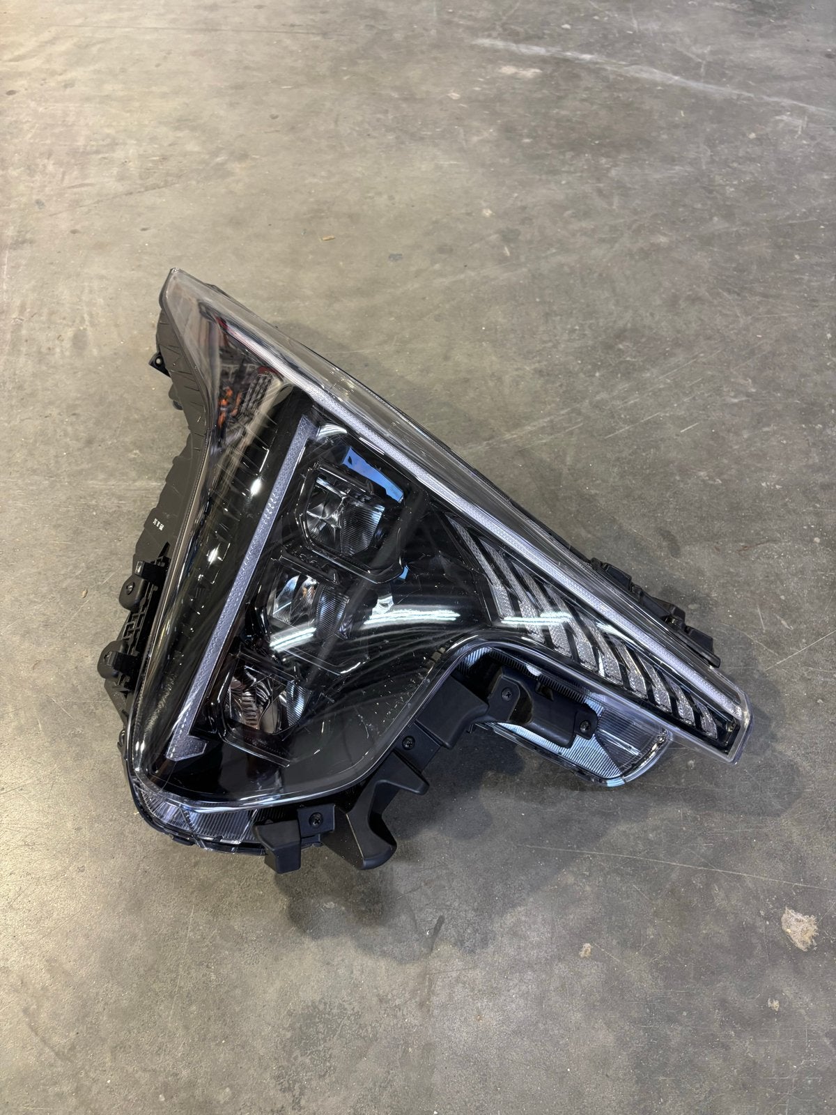 Kia Picanto LED Koplamp Rechts 2026 - kompleet, Ophalen of Verzenden, Gebruikt, Kia