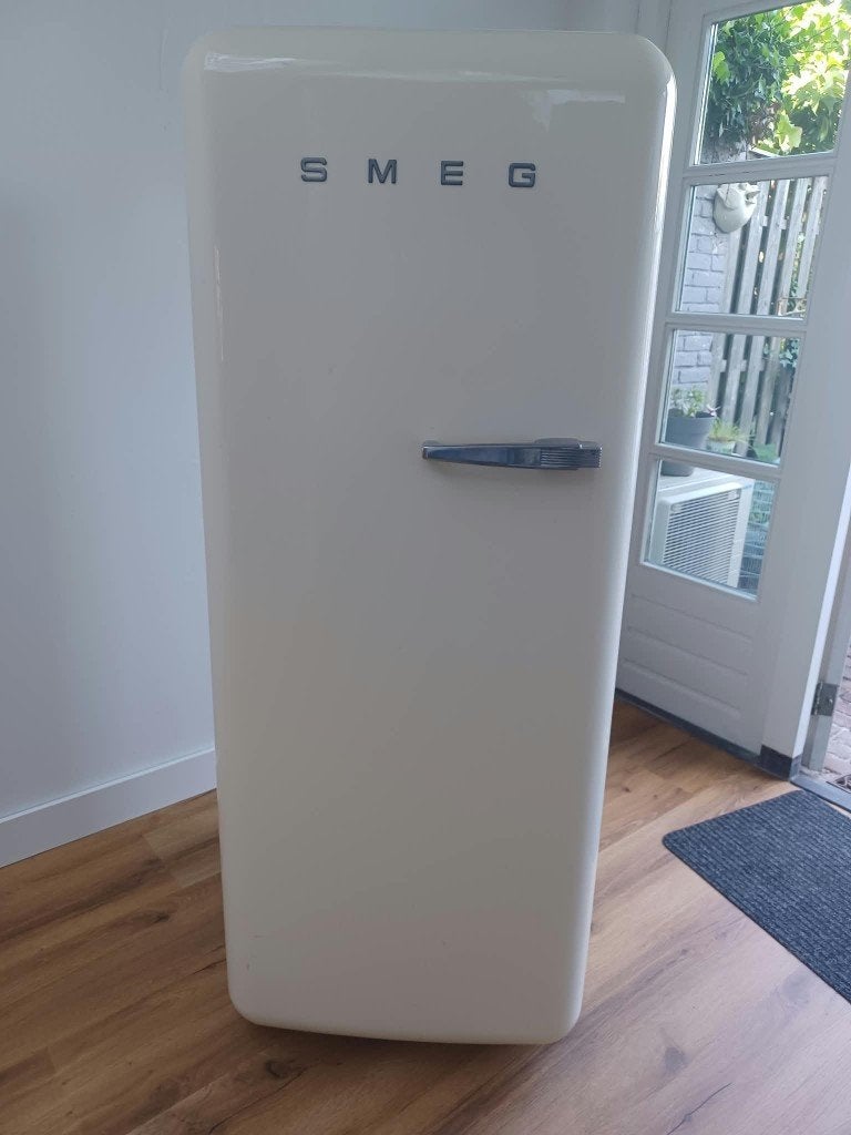 SMEG koelkast, Ophalen, 200 liter of meer, 60 cm of meer, 160 cm of meer