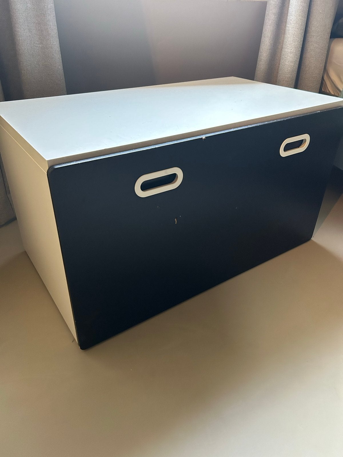 IKEA SMÅSTAD Speelgoedkist / Zitbankje - Zwart/Wit, Ophalen, Gebruikt, Jongen of Meisje