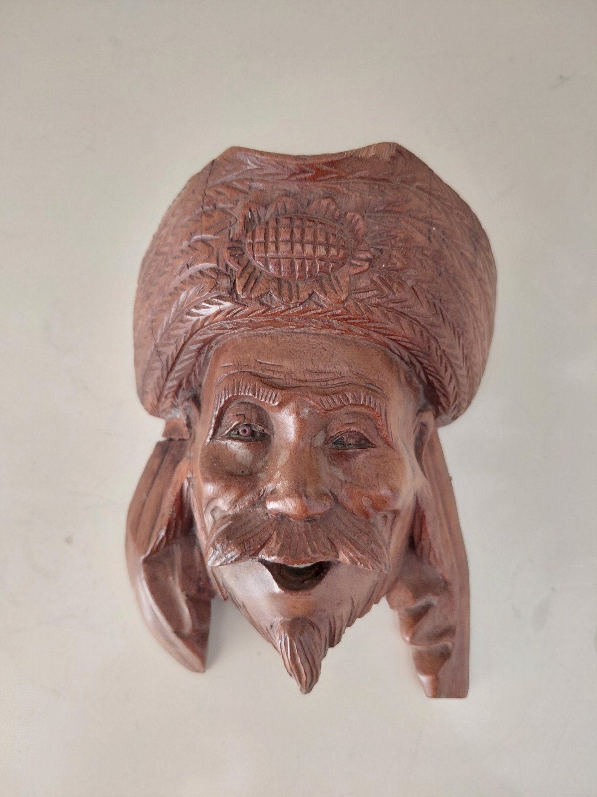 Handgesneden houten masker - China Oeigoeren, Antiek en Kunst, Handgemaakt, 20 - 50 cm, Hout, Bruin