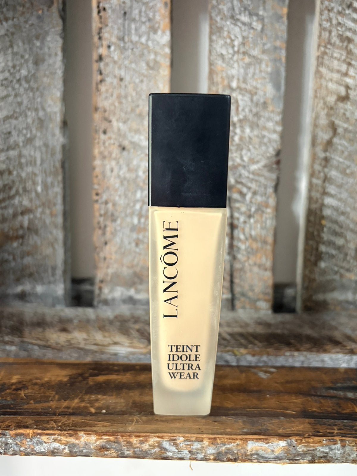 Lancome Teint Idole Ultra Wear Foundation 105W, Ophalen of Verzenden, Nieuw, Beige, Gehele gezicht