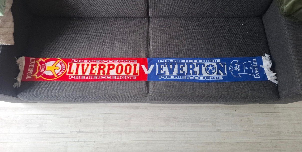 Liverpool Everton sjaal, Ophalen of Verzenden, Zo goed als nieuw, Buitenlandse clubs, Vaantje of Sjaal
