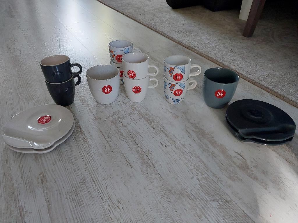 mokken & kopjes douwe egberts, nieuw,  15 euro, Ophalen, Nieuw, Overige stijlen, Kop(pen) en/of Schotel(s)
