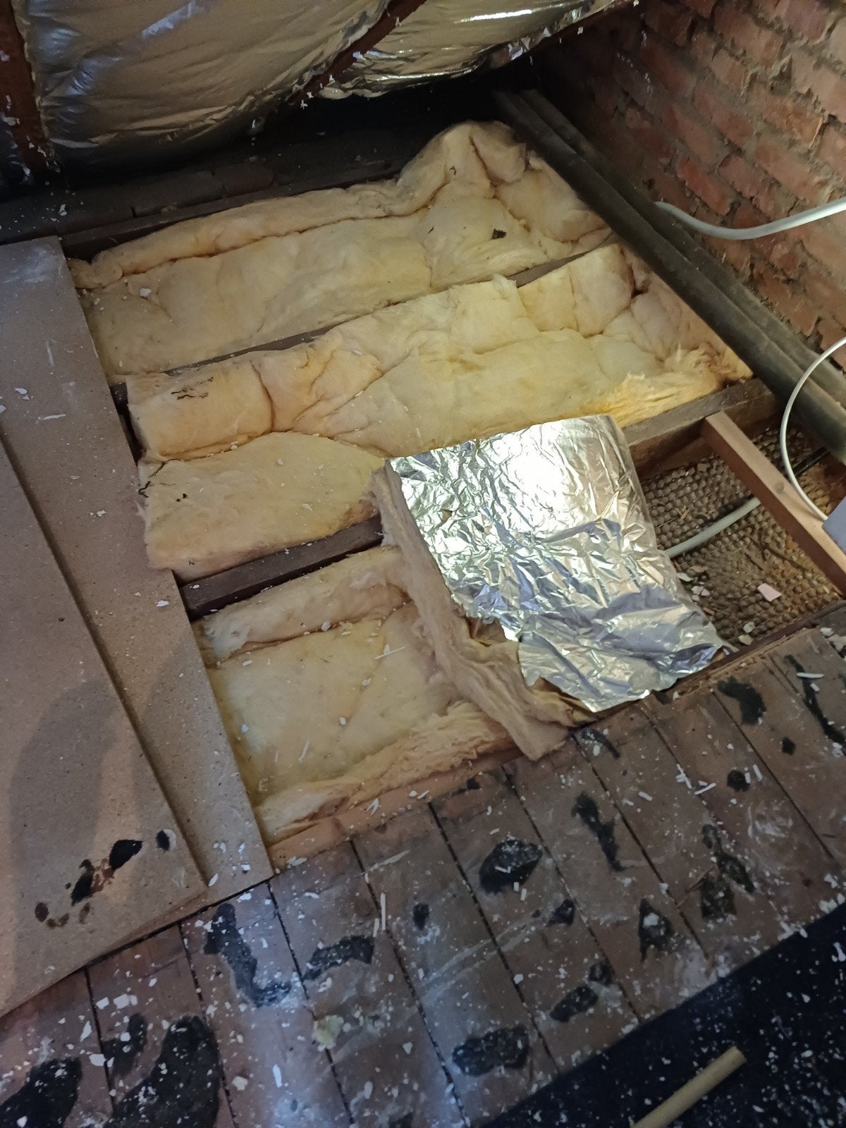Isolatiemateriaal 40m² - Glaswol en reflecterende folie, Ophalen of Verzenden, Gebruikt, 15 m² of meer