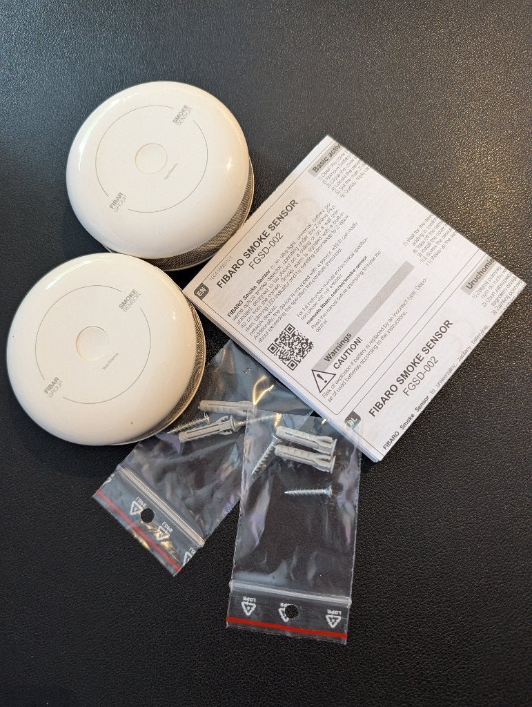 Fibaro Smoke Sensor 2 (2 stuks!) - werkt met Homey, Ophalen of Verzenden, Gebruikt, Detector, Sensor of Melder, Rook
