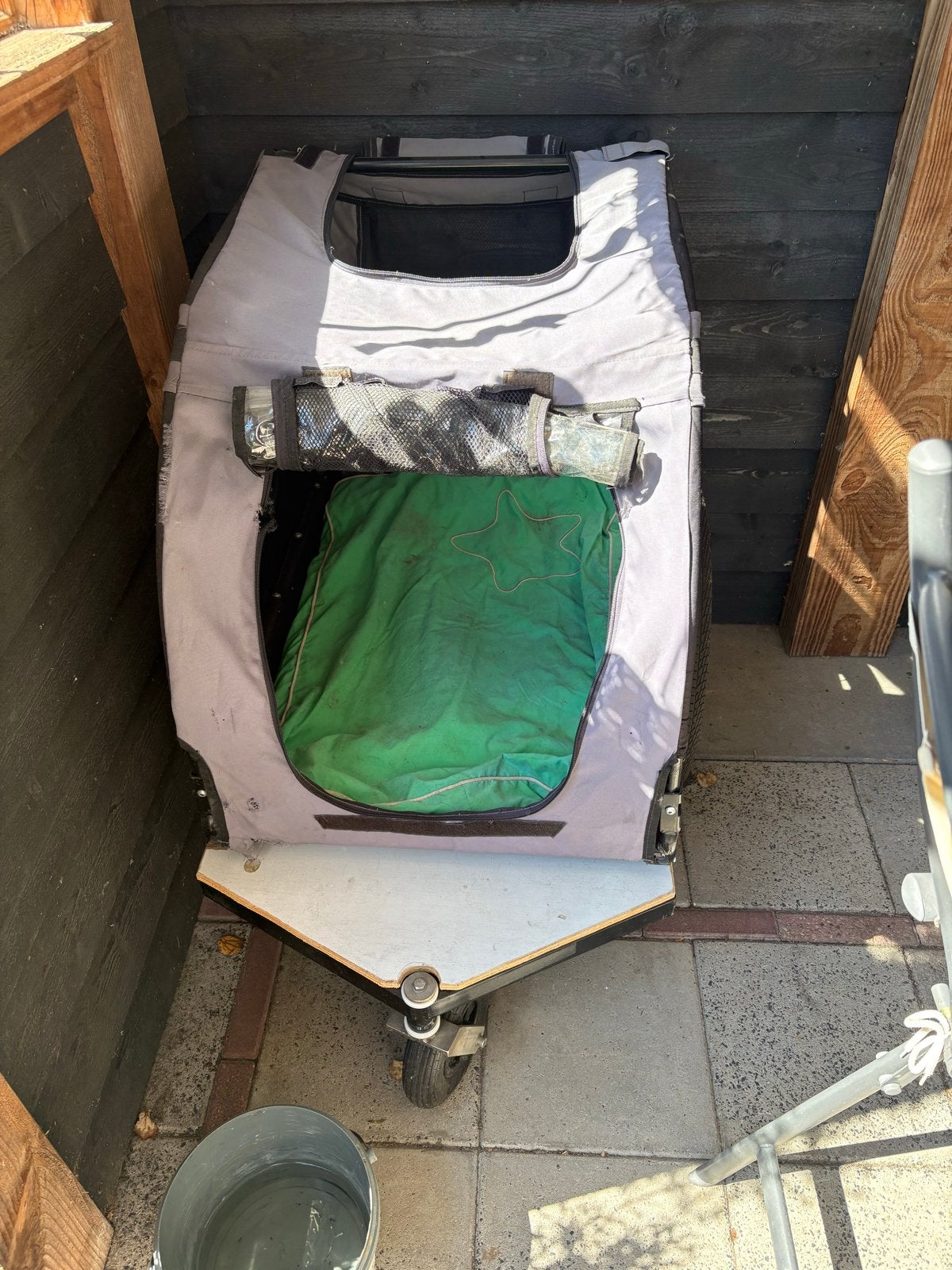 Hondenfietskar voor middelgrote hond - Kleine beschadigingen, Fietsen en Brommers, Ophalen, Gebruikt, Hondenkar, 20 tot 40 kg