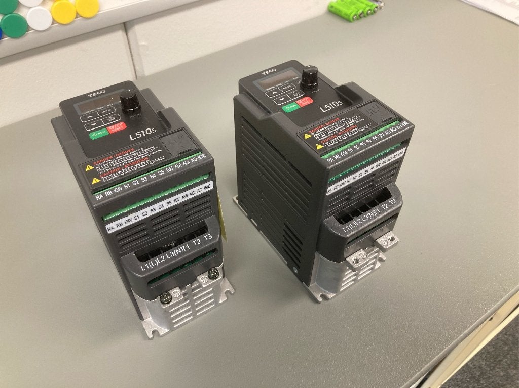 TECO Frequentieomvormer, Ophalen, Zo goed als nieuw