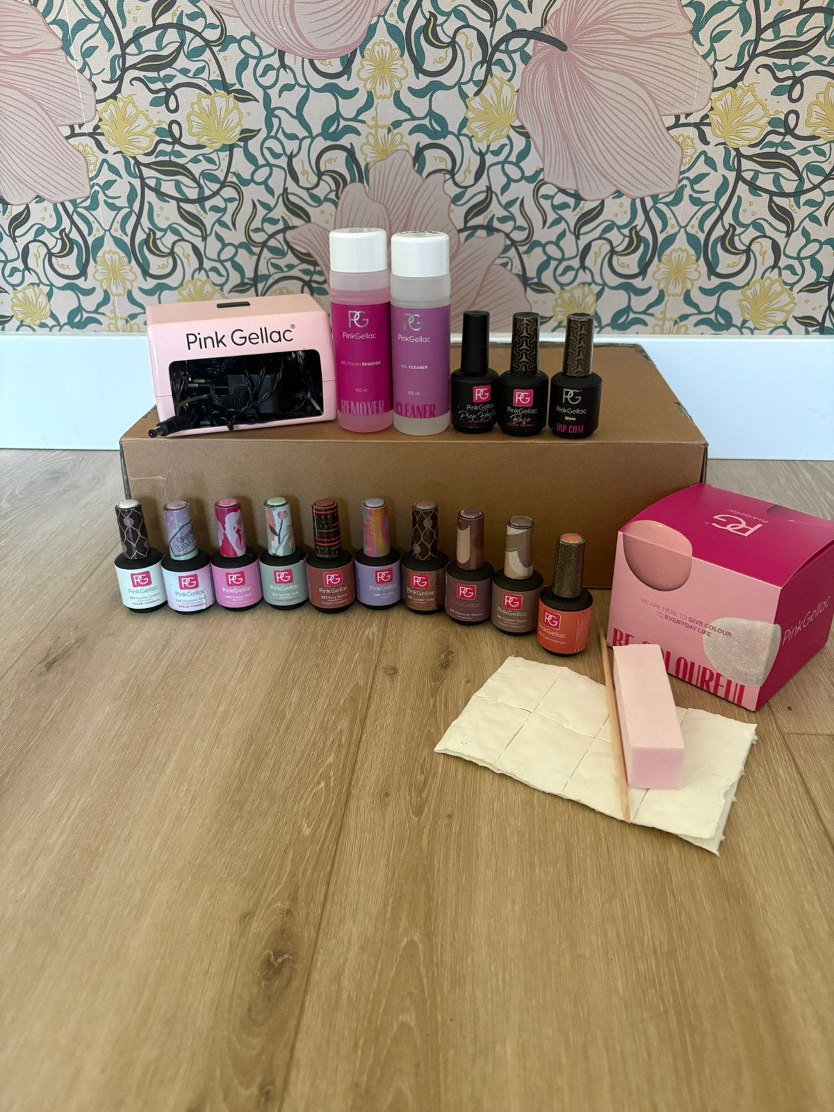 Pink gellac starterset, Ophalen of Verzenden, Zo goed als nieuw, Overige kleuren, Handen en Nagels