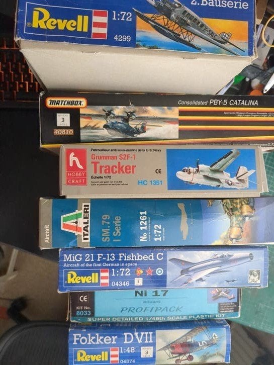 lot van 1/72 vliegtuigen revell, Eduard, italerie, Ophalen of Verzenden, 1:72 tot 1:144, Revell