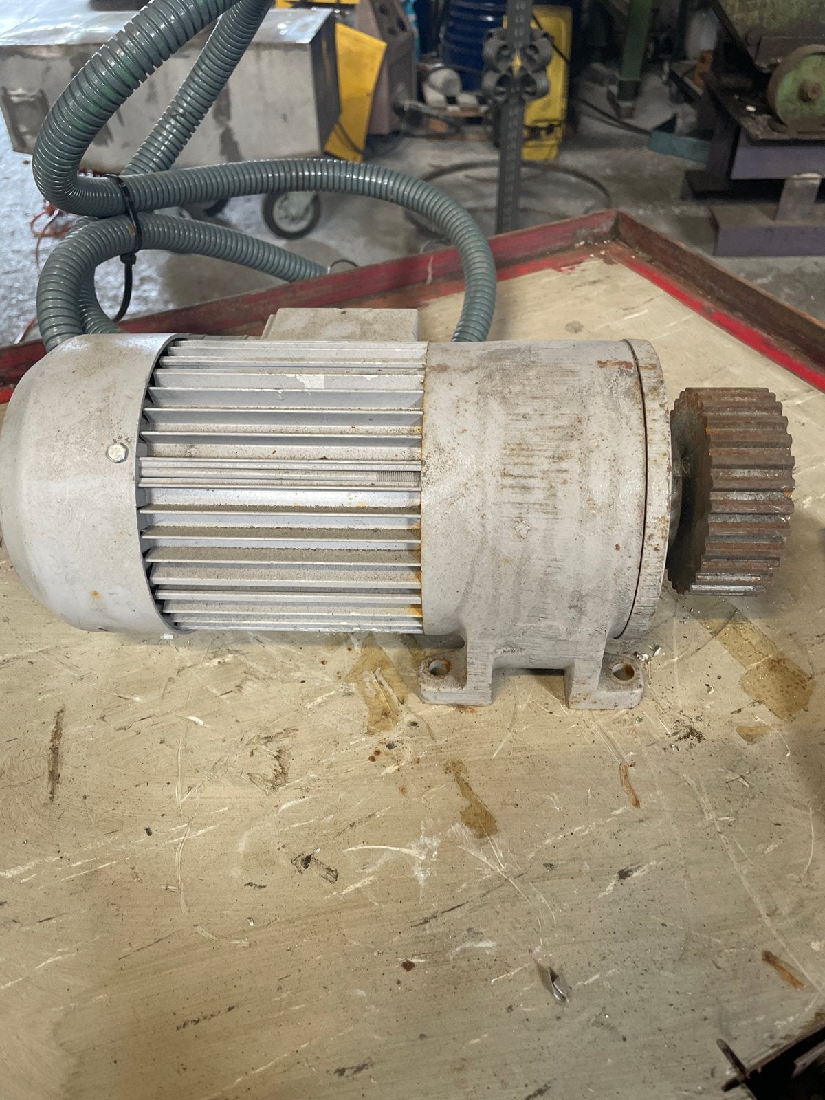 ABM Elektromotor met tandwiel - 0.37 kW, 1370 rpm, Ophalen, Gebruikt, Elektromotor, 1400 tot 1800 rpm