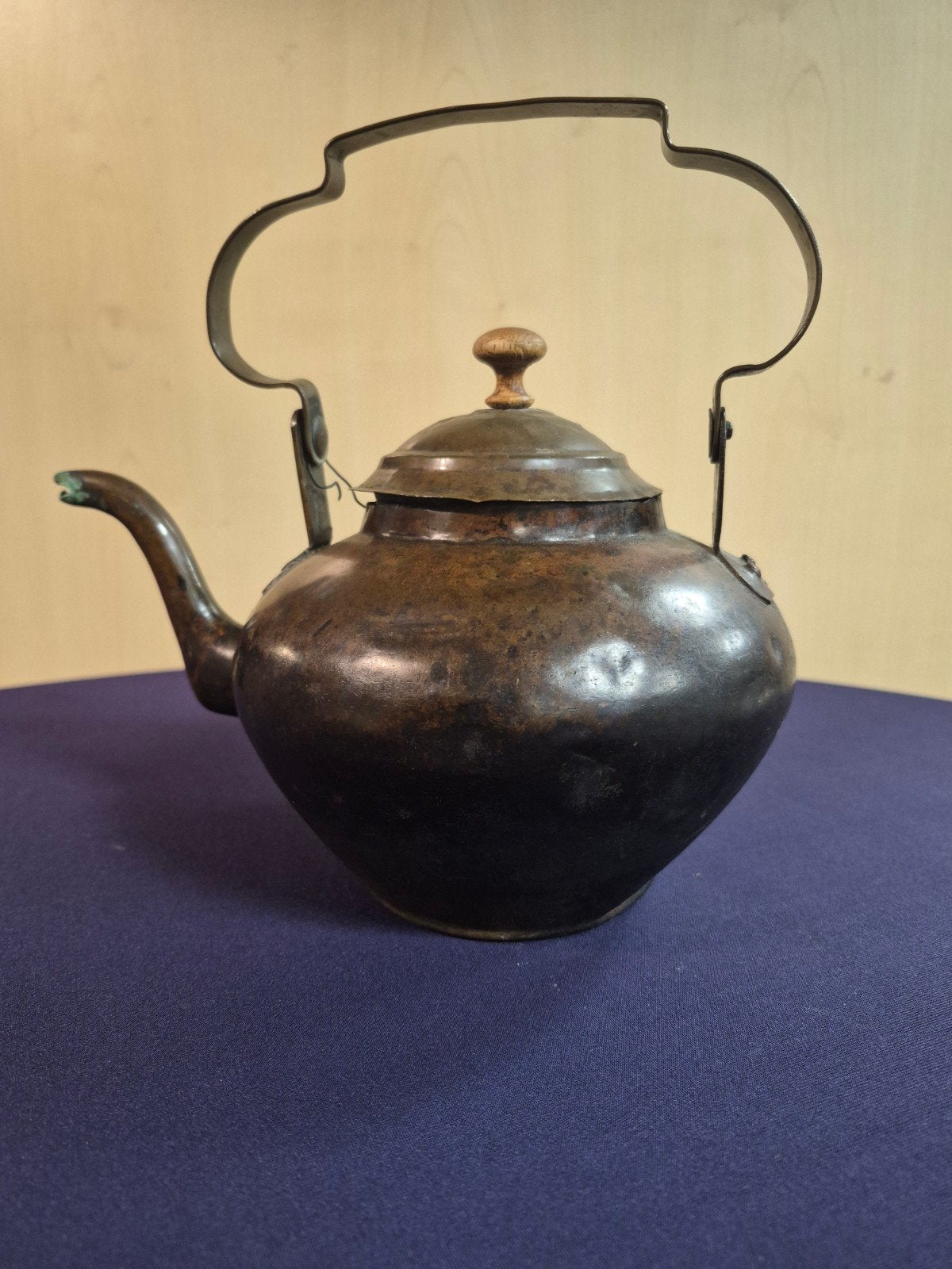Antieke Koperen Theepot met Uniek Handvat, Antiek en Kunst, Ophalen of Verzenden, Koper