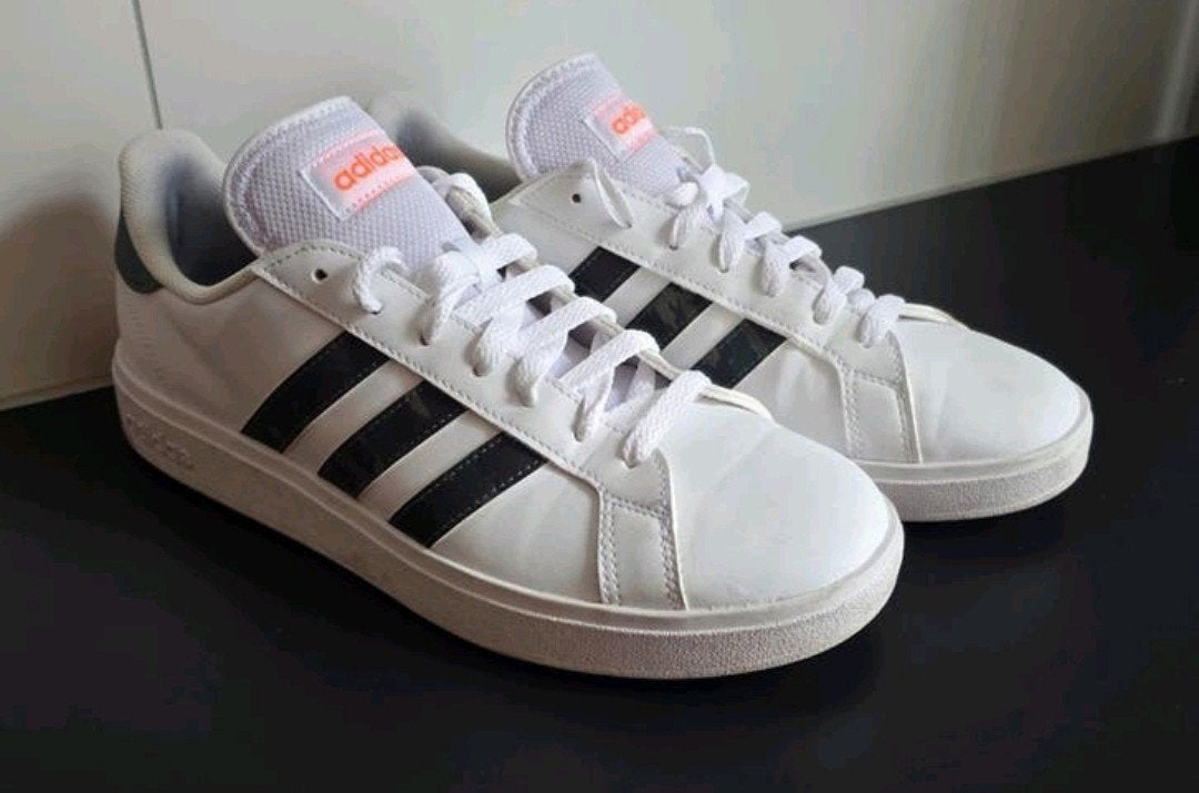 Adidas Grand Court Lifestyle, Ophalen of Verzenden, Zo goed als nieuw, Schoenen