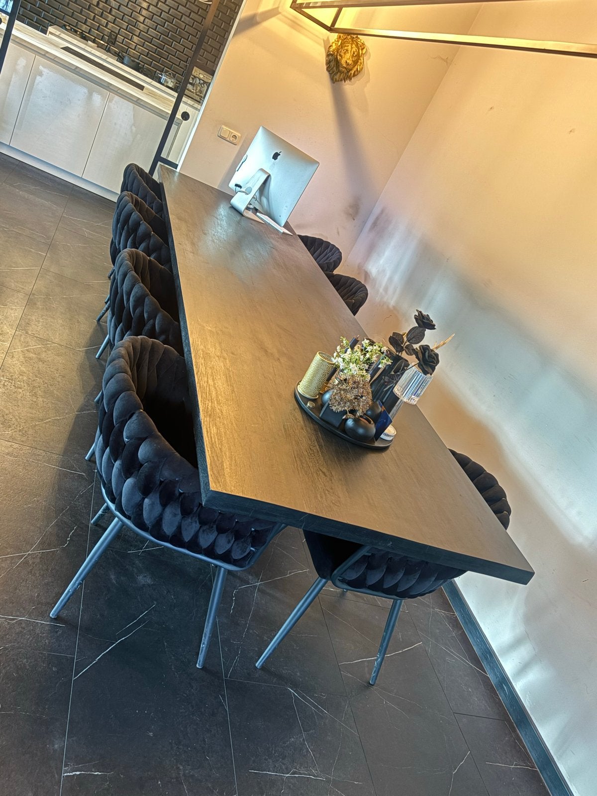 Lange eethoek met 8 stoelen en hanglamp let op! 3.50 meter, Huis en Inrichting, Ophalen, 200 cm of meer, 50 tot 100 cm, Zo goed als nieuw