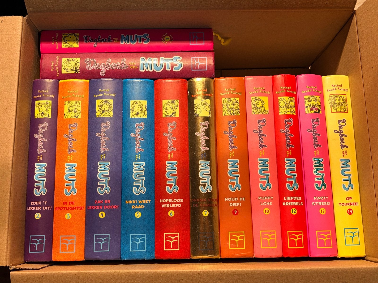 Dagboek van een Muts - Deel 1 t/m 14 (muv  8) - nette staat, Boeken, Ophalen of Verzenden, Gelezen, Fictie algemeen