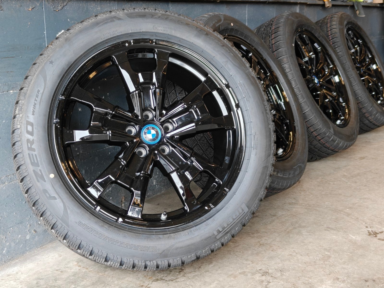 19" Originele BMW X3 iX3 X4 Winterset Pirelli Nieuwe Banden
