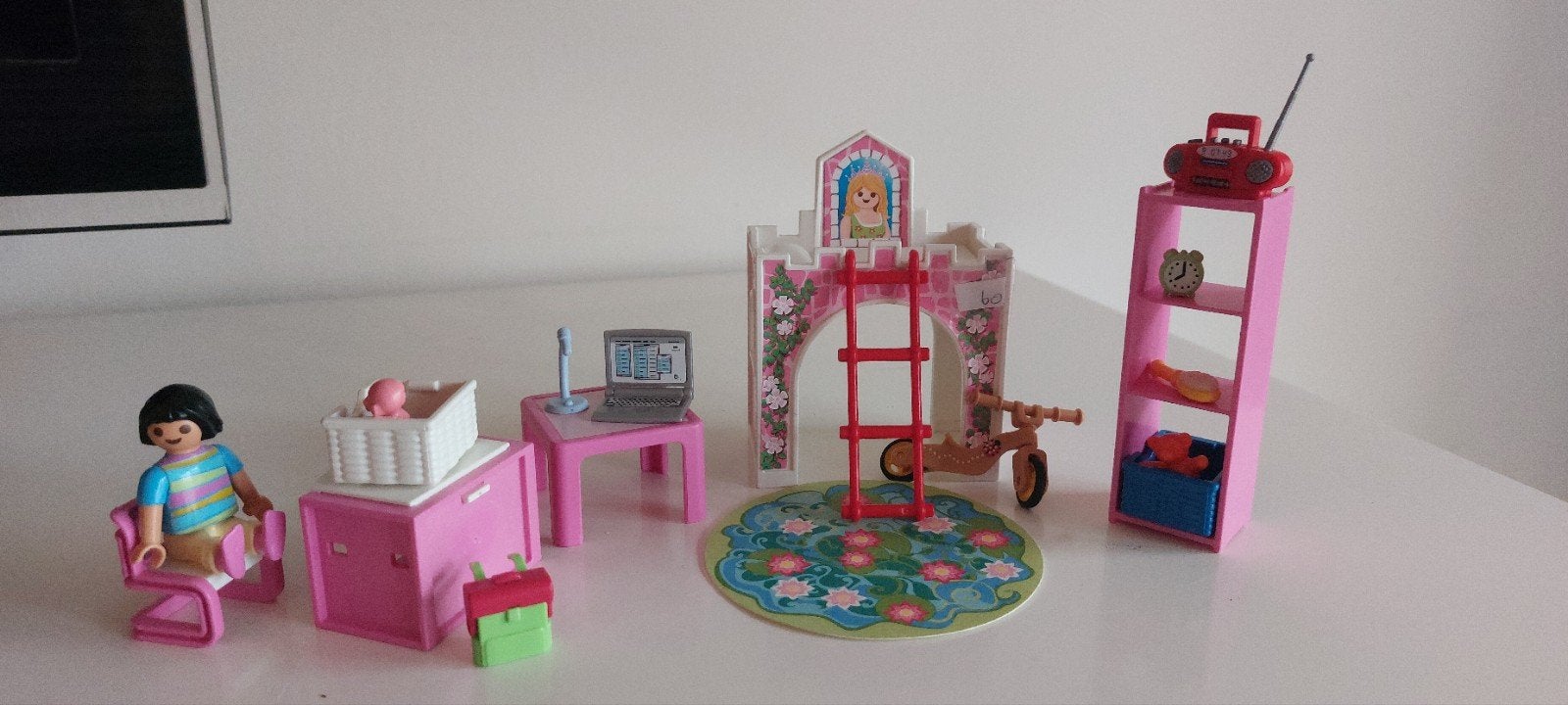 Playmobil Meisjeskamer met accessoires, Ophalen of Verzenden, Zo goed als nieuw, Meisje