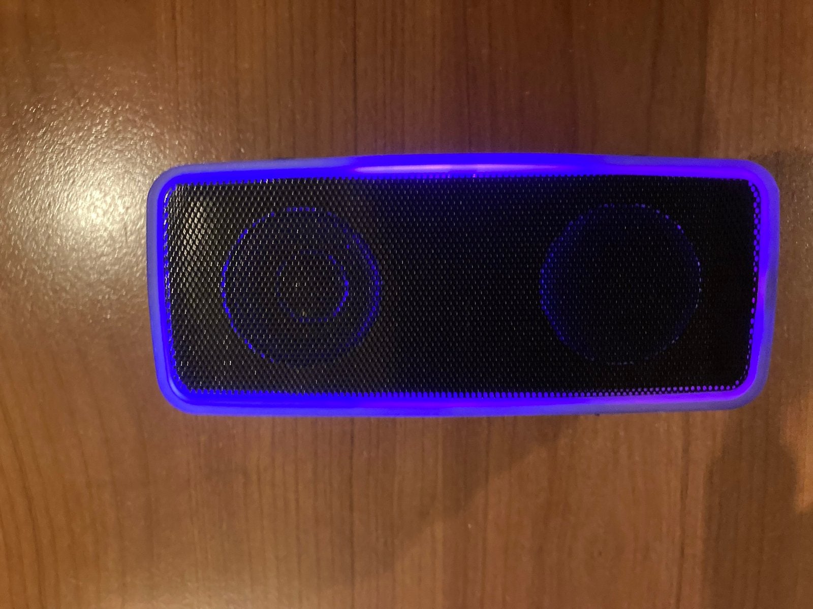 Bluetooth speakertje.Mooi geluid., Audio, Tv en Foto, Ophalen, Zo goed als nieuw