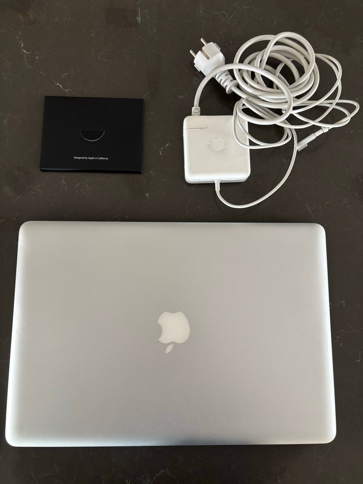 MacBook Pro 2010 15 inch + magic mouse, Computers en Software, Apple Macbooks, MacBook Pro, Gebruikt, 256 GB, 2 tot 3 Ghz