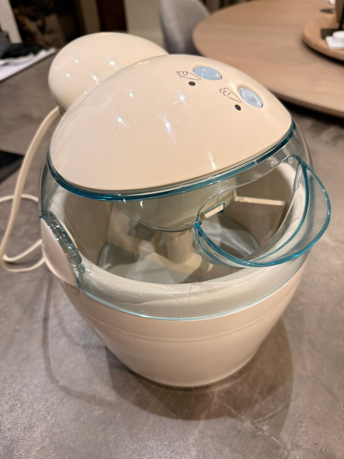 Philips Cucina ijsmachine, Ophalen, Gebruikt