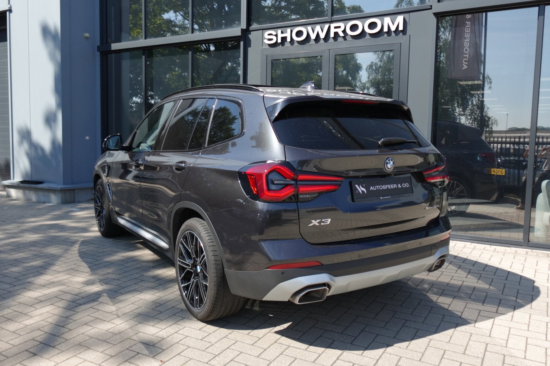 BMW X3 xDrive30e High Executive PANO HUD 360CAM VOL, Auto's, BMW, 1998 cc, Gebruikt, Zwart, Leder