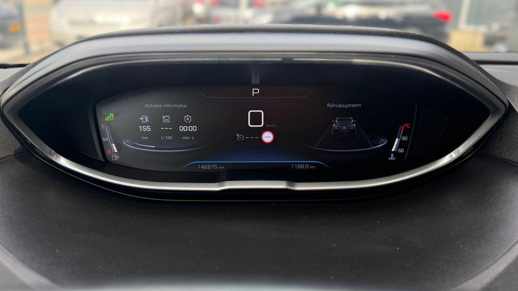 Peugeot 3008 1.2 PureTech Allure Airco|Carplay|Keyless|Distr, Gebruikt, Euro 6, 1199 cc, Leder en Stof