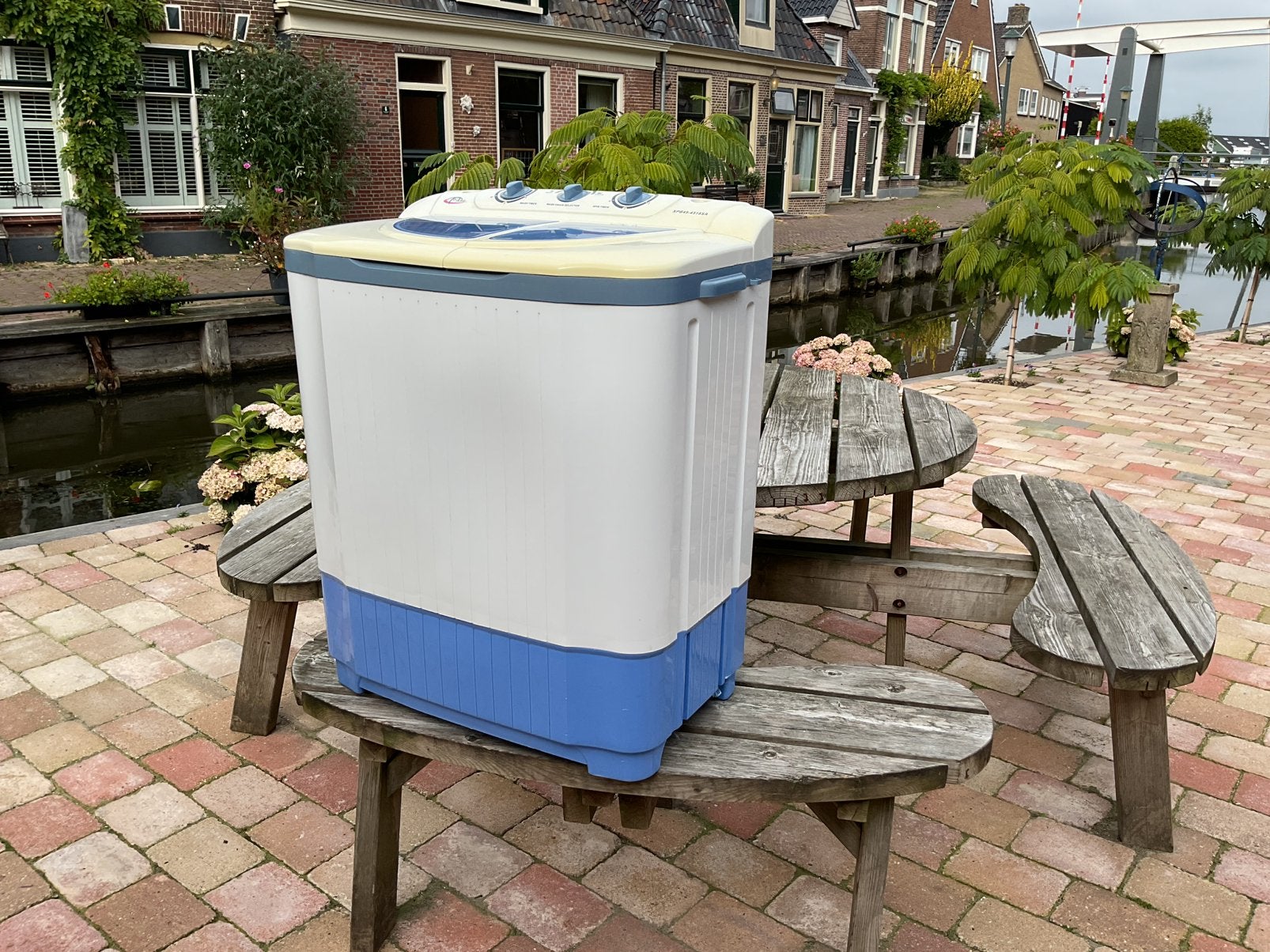 Zeer nette mobile wasmachine met centrifuge, Ophalen, Minder dan 1200 toeren, Minder dan 85 cm, Minder dan 4 kg