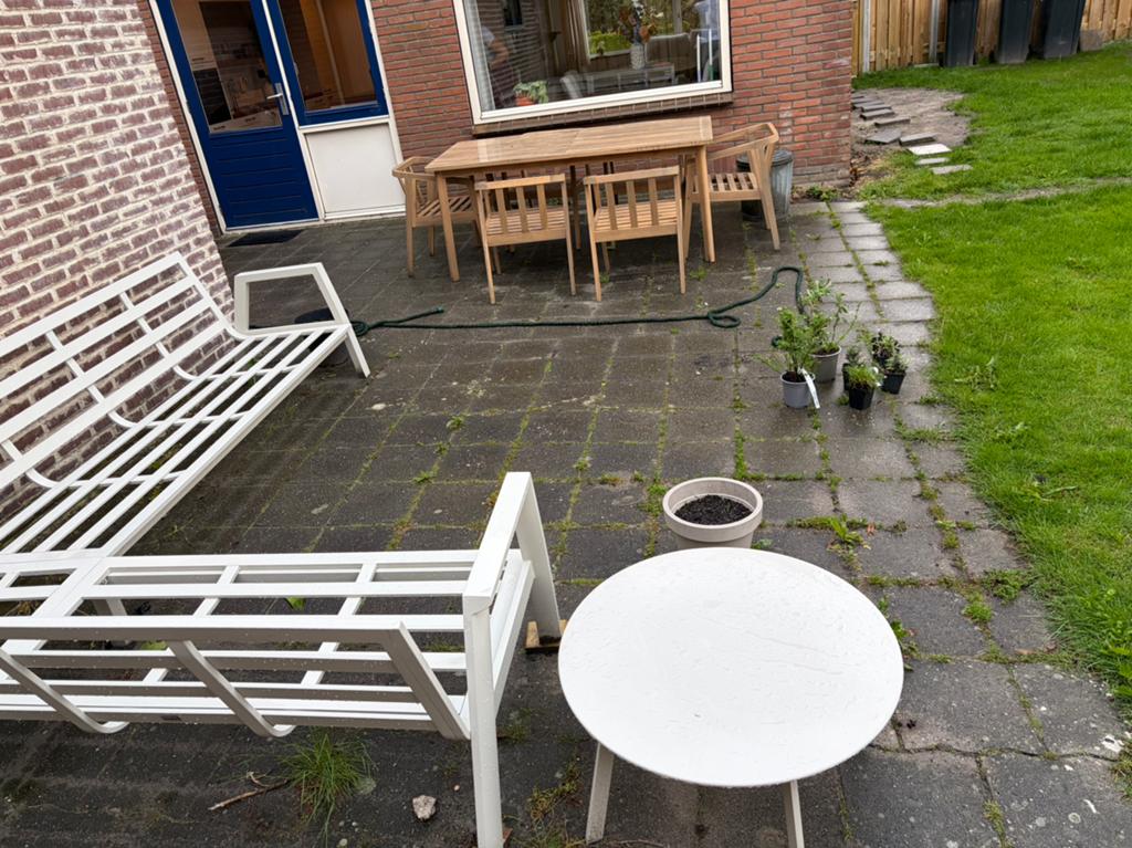 Gratis , stoeptegel terras.