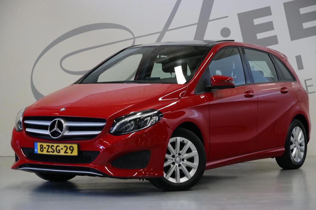 Mercedes-Benz B-klasse 200 Ambition/ Panoramaschuifdak/ Trek, Voorwielaandrijving, Stof, Gebruikt, Bedrijf