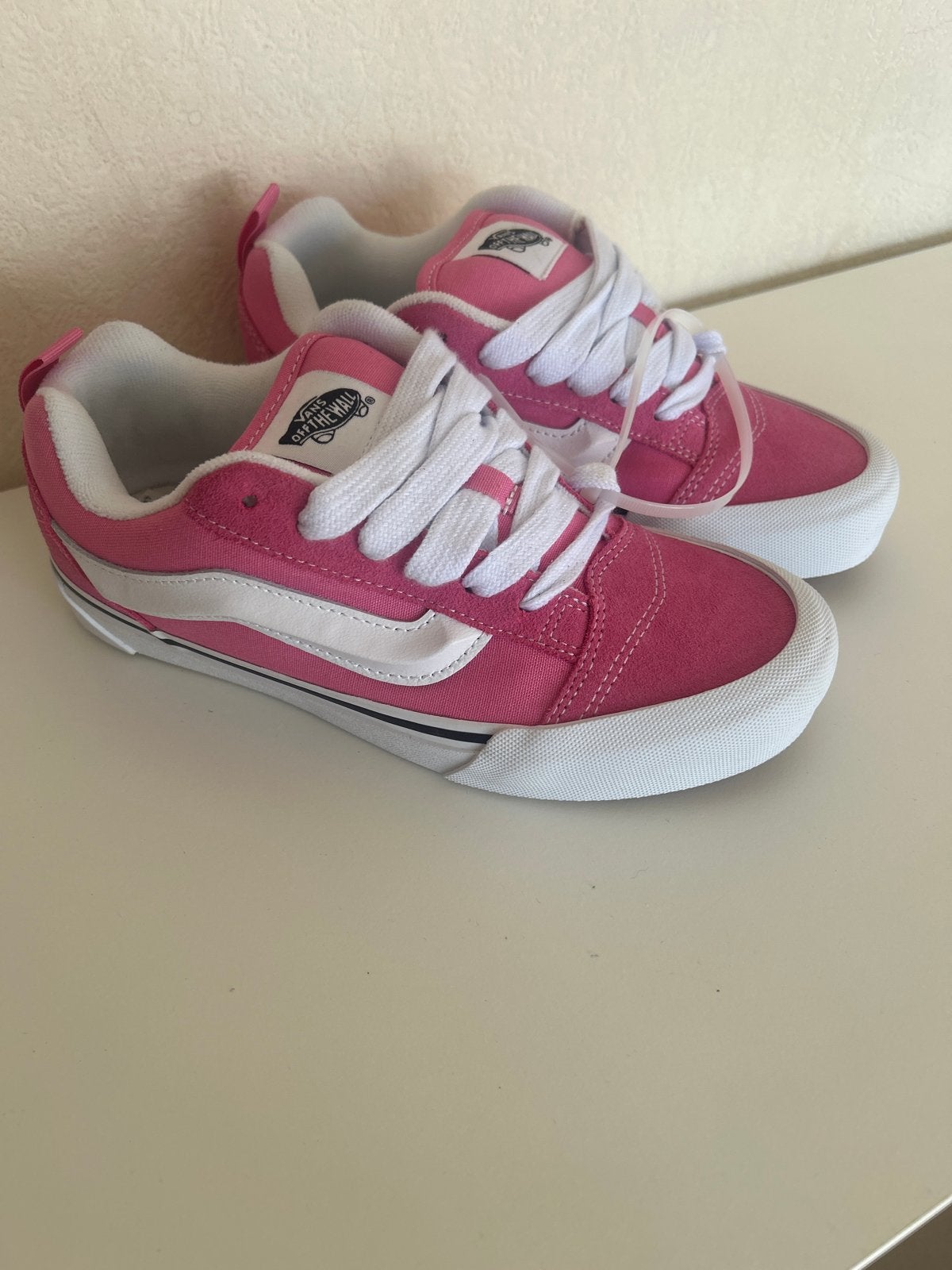 Vans Knu Skool U'S 5.5 Roze Sneakers, Ophalen of Verzenden, Nieuw, Roze, Sneakers of Gympen