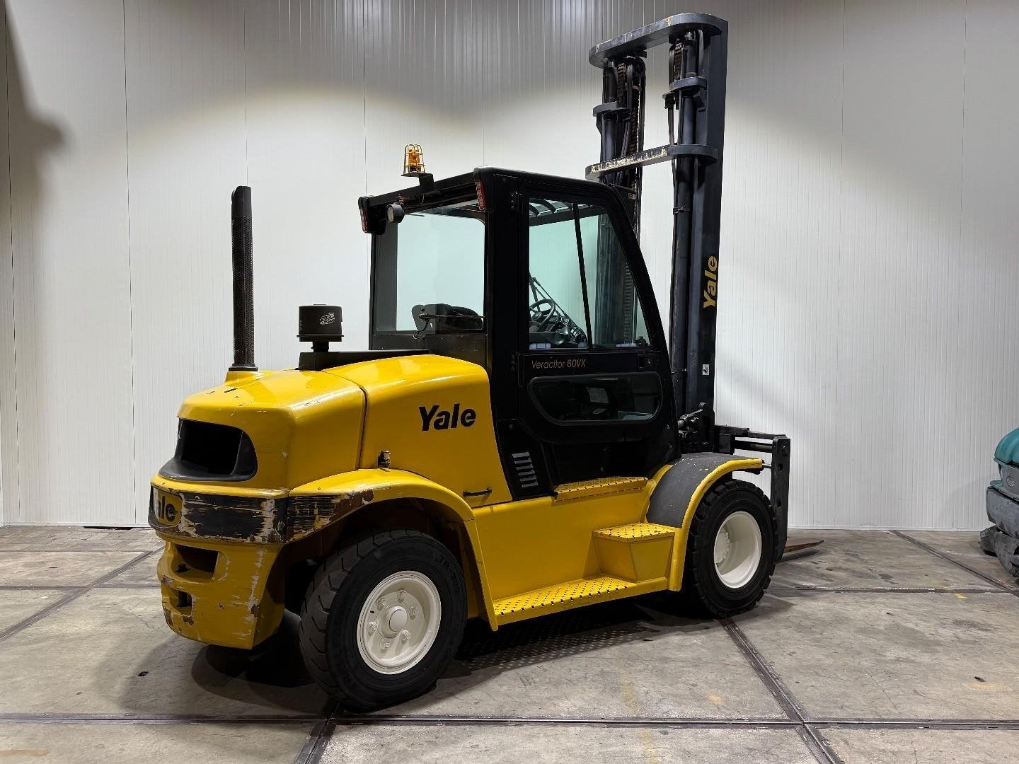 Yale GDP60VX Vorkversteller sideshift cabine Kubota HL1053, Meer dan 4000 kg, Diesel, Heftruck, Yale