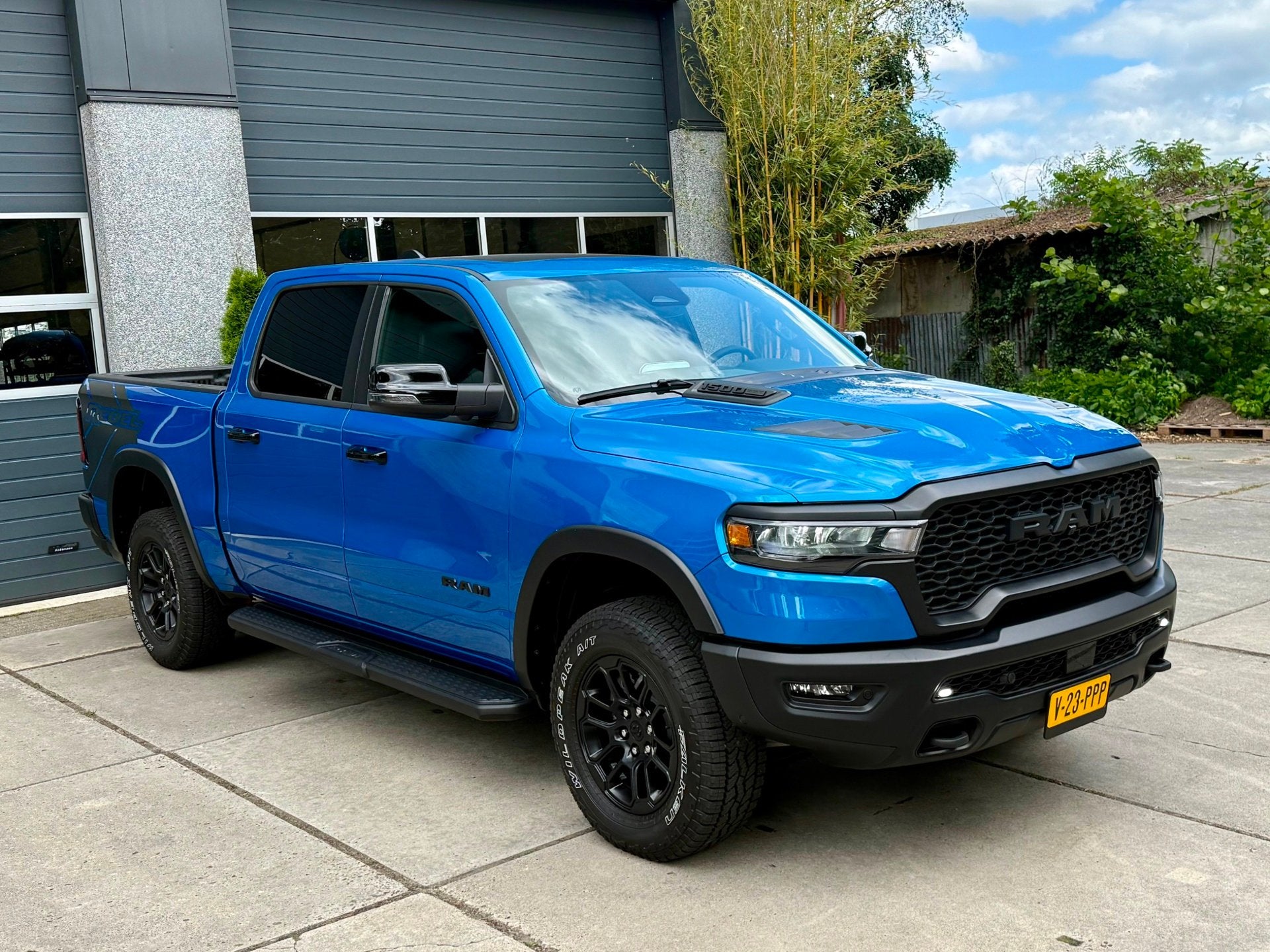 Dodge Ram 1500 Rebel 3.0 SST Hurricane Twin Turbo (Geen BPM), Automaat, 2404 kg, 2993 cc, Blauw