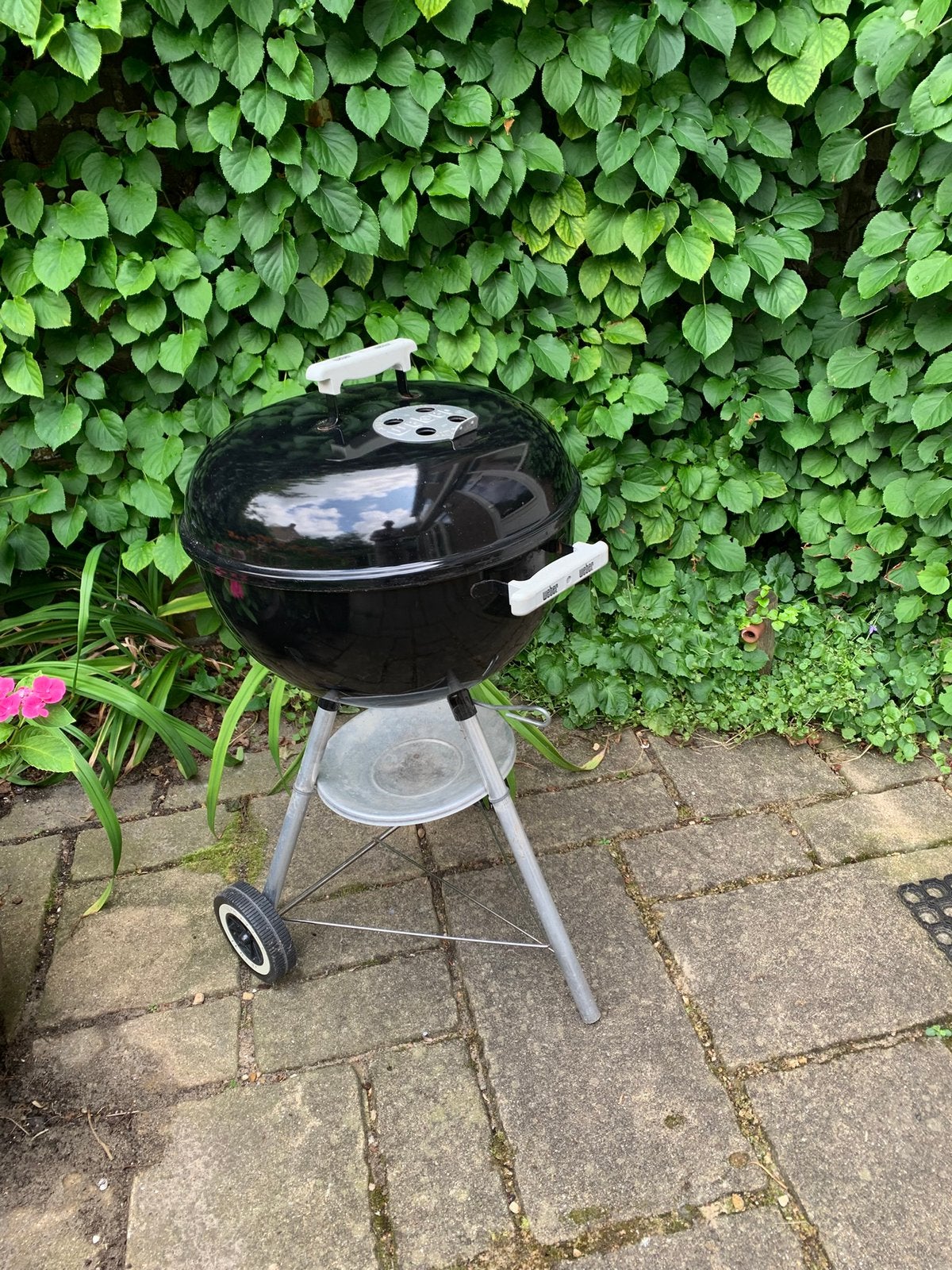 Weber kettle bbq Ø 47 cm, Ophalen, Gebruikt