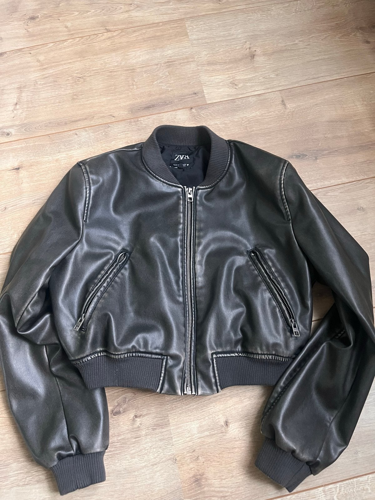 Zara Cropped Bomberjack Zwart Kunstleer Maat XS, Ophalen of Verzenden, Zo goed als nieuw, Maat 34 (XS) of kleiner, Zwart