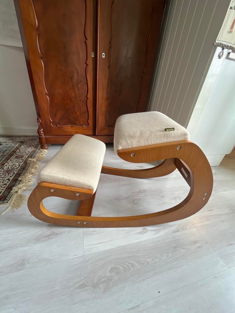 Ergonomische knie stoel, Ophalen, Gebruikt, Overige kleuren, Eén