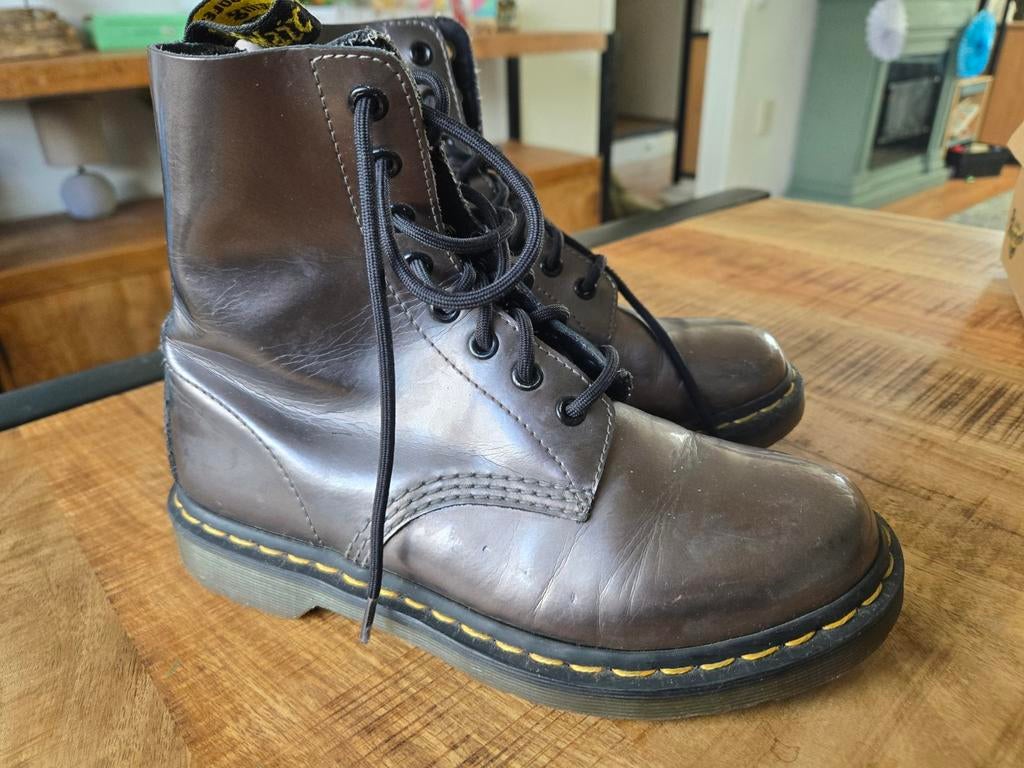 Dr. Martens 1460 Metallic Laarzen - Maat 38, Bruin, Lage of Enkellaarzen, Ophalen of Verzenden, Dr. Martens