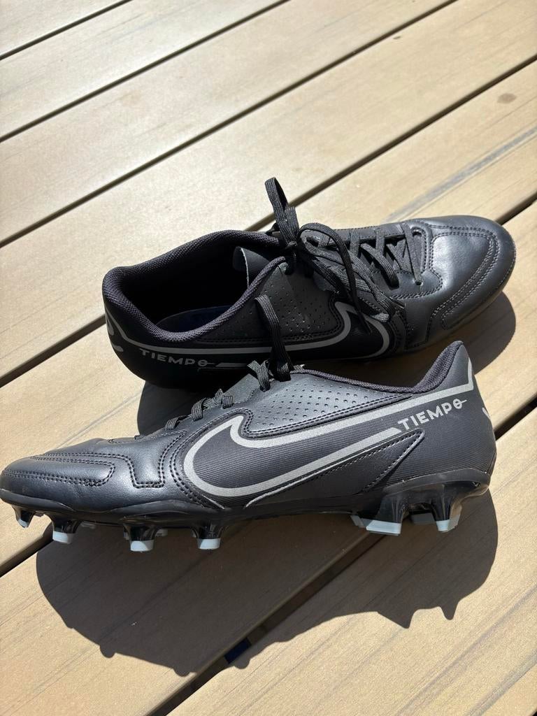 Nike Tiempo Legend 9 FG Voetbalschoenen, Sport en Fitness, Voetbal, Maat L, Ophalen, Zo goed als nieuw, Schoenen