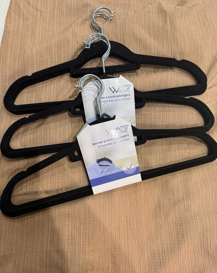 51x Diverse kleding hangers / kledingkast, Ophalen, Nieuw