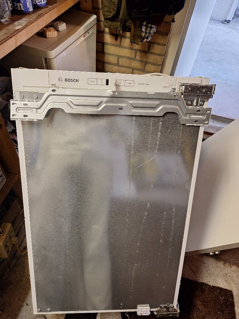 Bosch inbouw koelkast, 100 tot 150 liter, Energieklasse A of zuiniger, 45 tot 60 cm, Ophalen